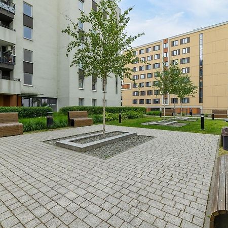 Osiedle Avia Family Apartment In Krakow With Balcony By Noclegi Renters Екстер'єр фото