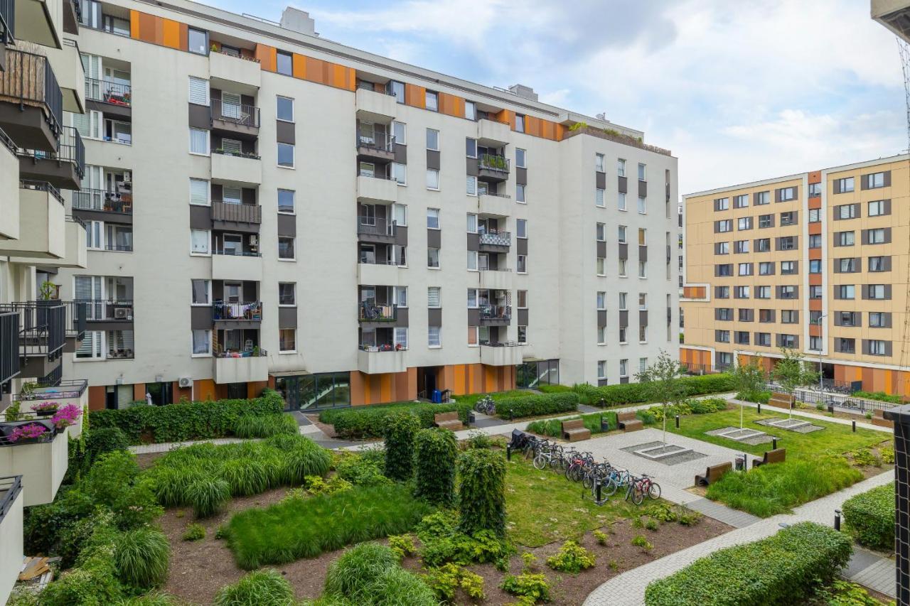 Osiedle Avia Family Apartment In Krakow With Balcony By Noclegi Renters Екстер'єр фото