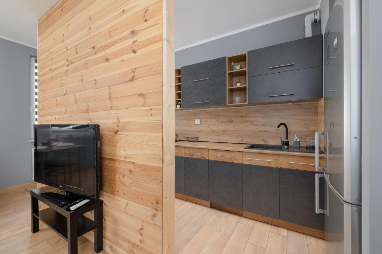 Osiedle Avia Family Apartment In Krakow With Balcony By Noclegi Renters Екстер'єр фото