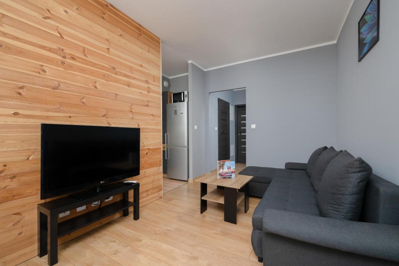Osiedle Avia Family Apartment In Krakow With Balcony By Noclegi Renters Екстер'єр фото
